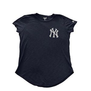 Short sleeve tee